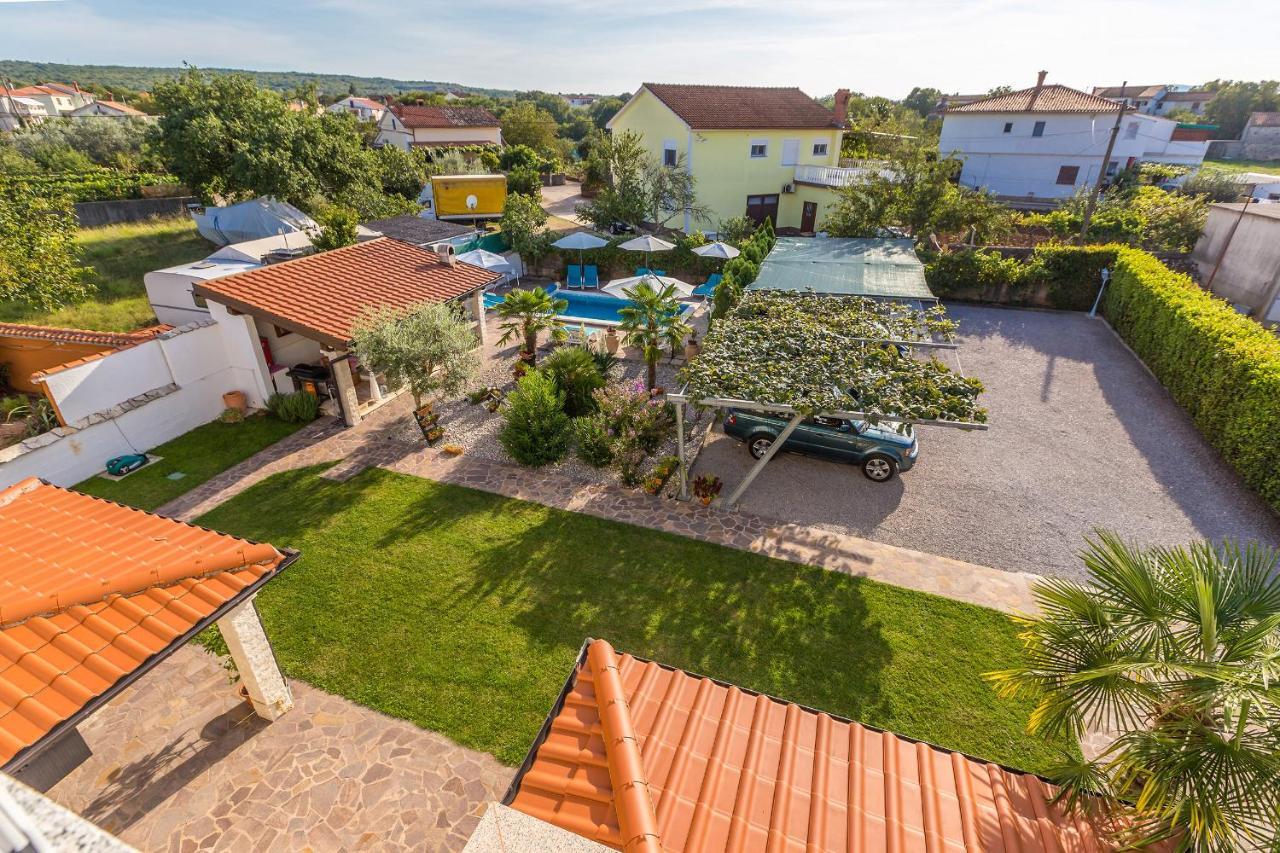 Guest House Antonella Малинска Екстериор снимка