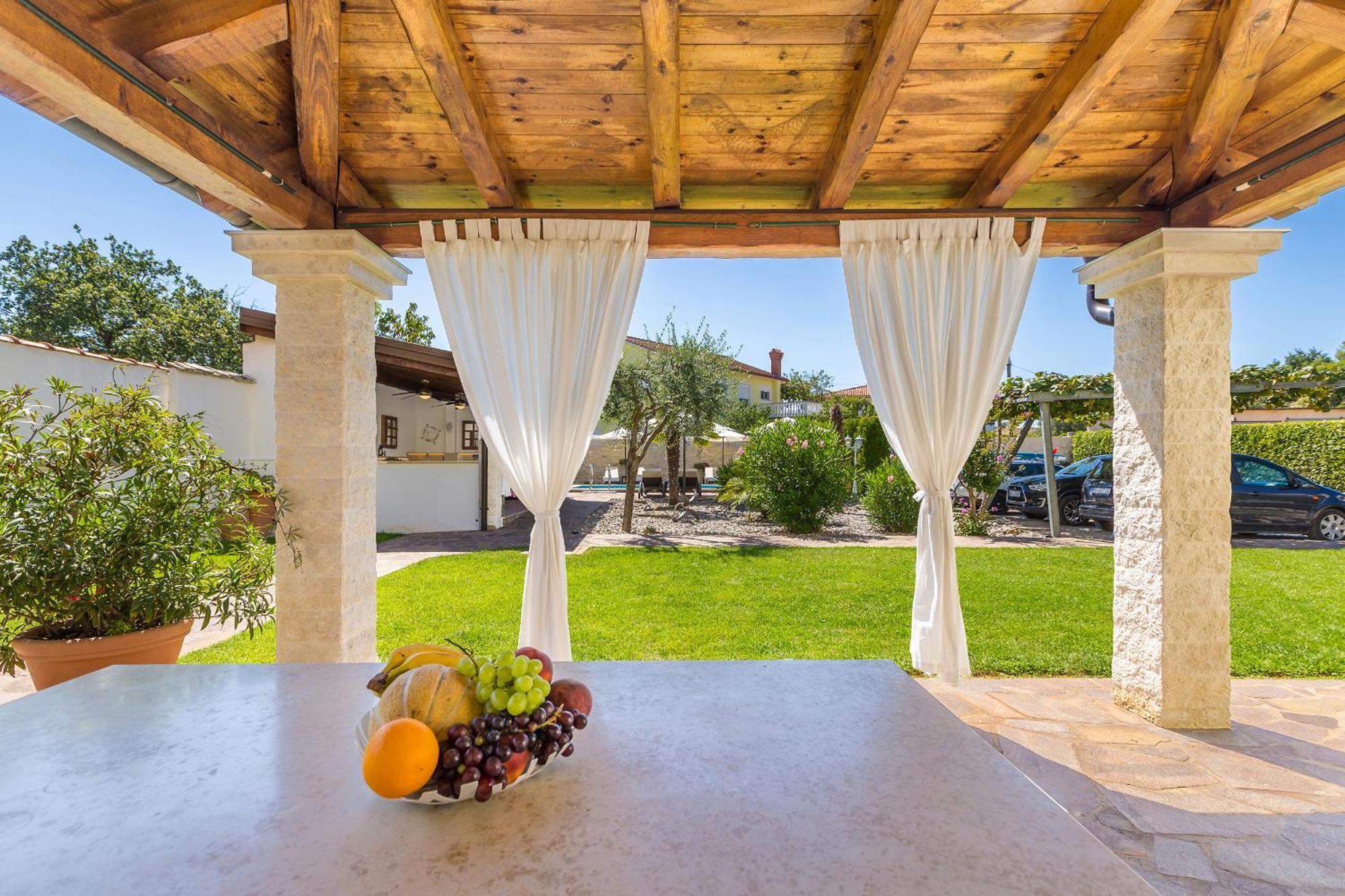 Guest House Antonella Малинска Екстериор снимка