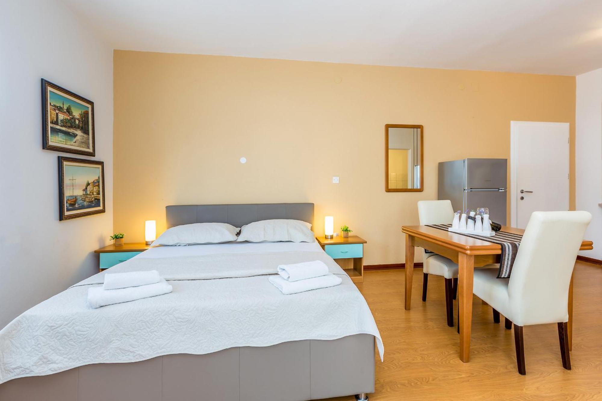 Guest House Antonella Малинска Стая снимка