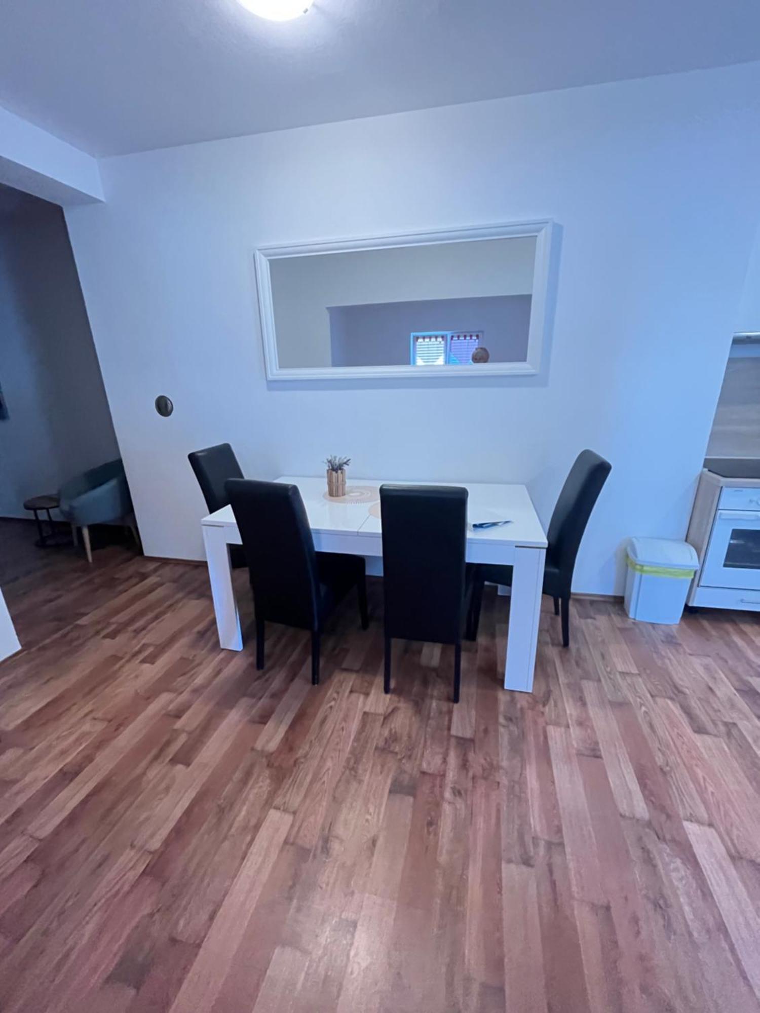 Guest House Antonella Малинска Екстериор снимка