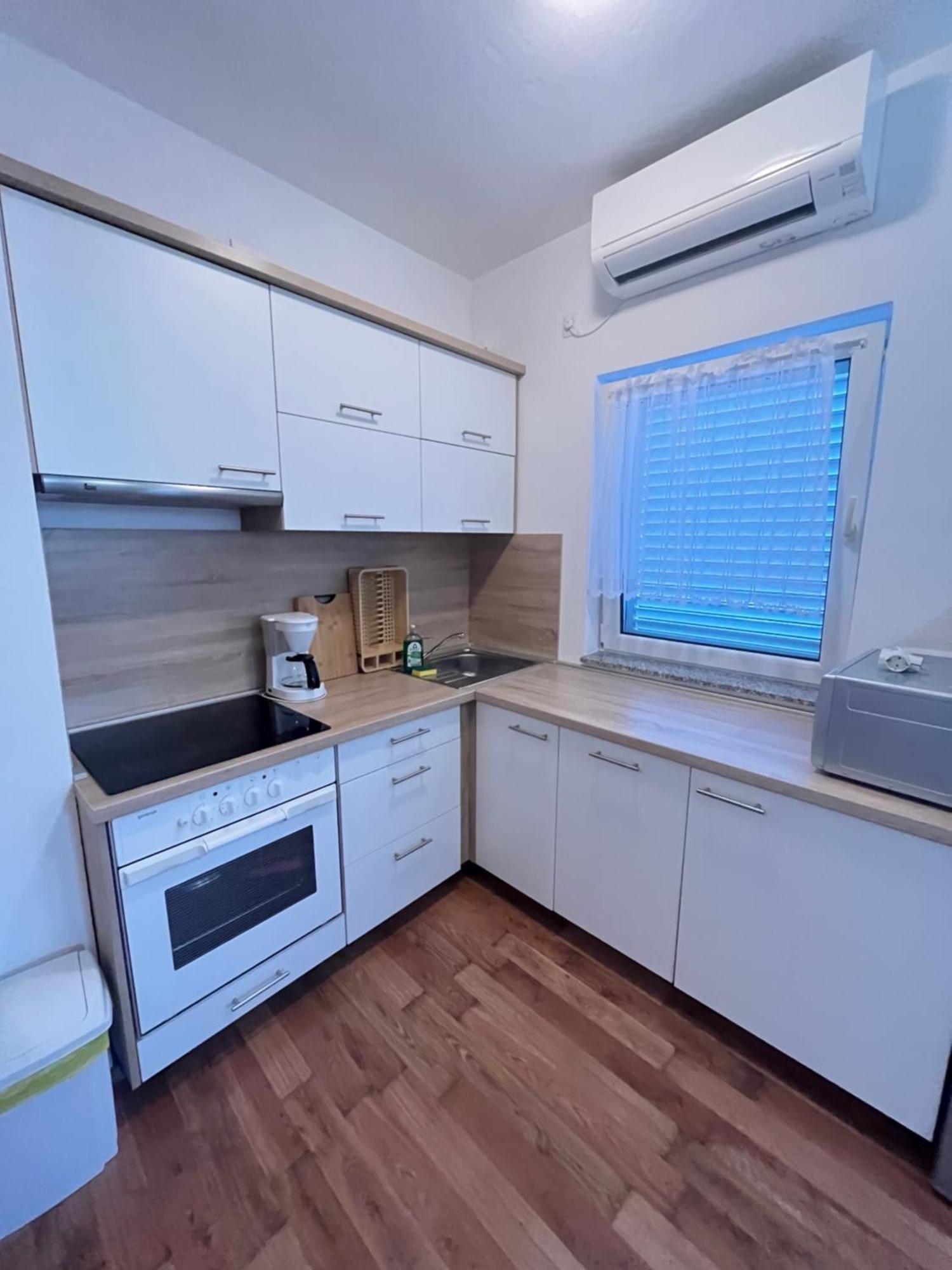 Guest House Antonella Малинска Екстериор снимка